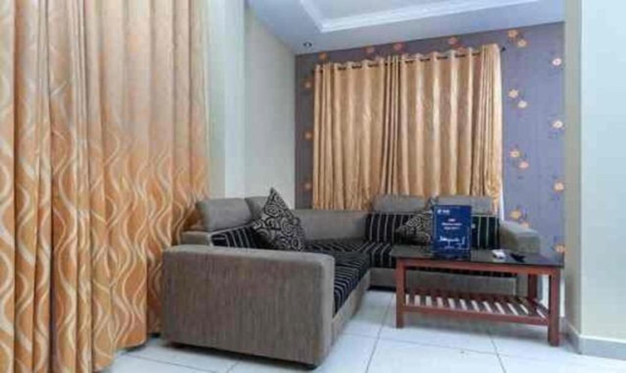 Fabhotel Smack Residency Chennai Bagian luar foto